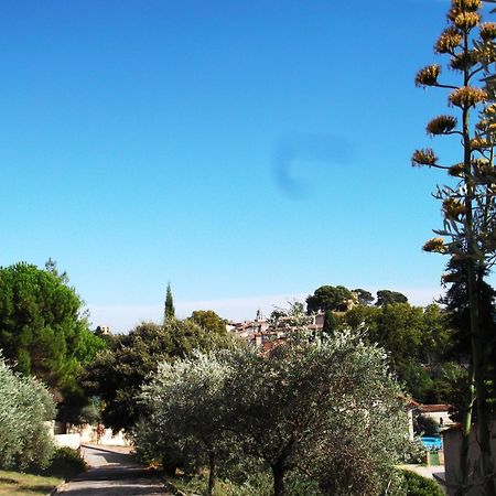 Les 3 Saisons Bed & Breakfast Cucuron Exterior foto
