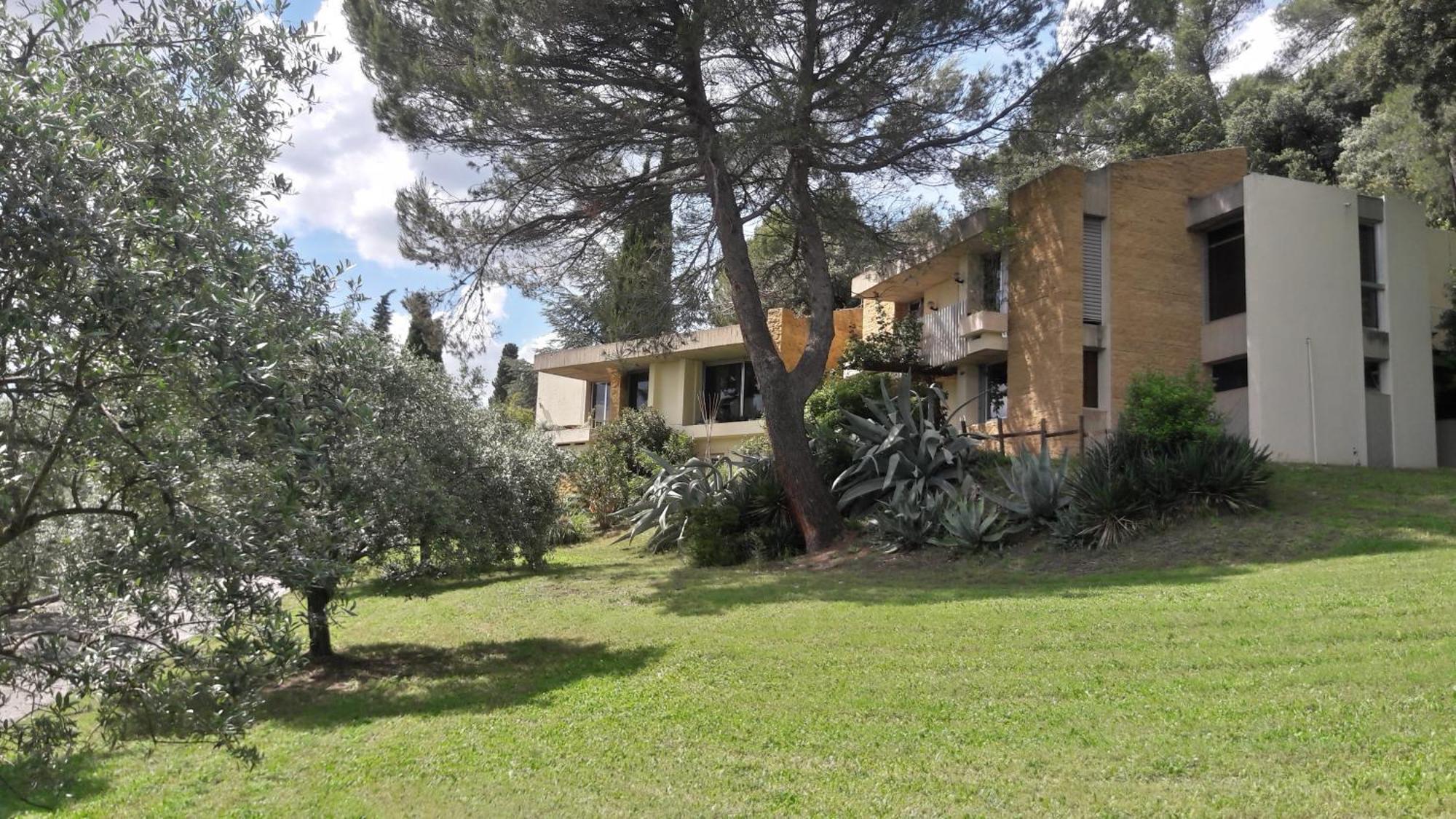 Les 3 Saisons Bed & Breakfast Cucuron Exterior foto